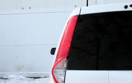 Toyota Passo Sette, 2009 год, 644 000 рублей, 22 фотография