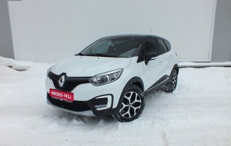Renault Kaptur I рестайлинг, 2017 год, 1 489 000 рублей, 1 фотография