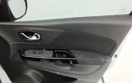 Renault Kaptur I рестайлинг, 2017 год, 1 489 000 рублей, 25 фотография