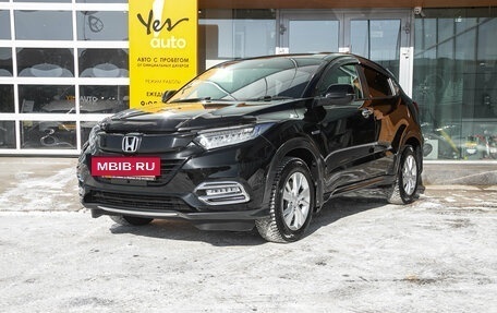 Honda Vezel, 2018 год, 1 869 000 рублей, 2 фотография