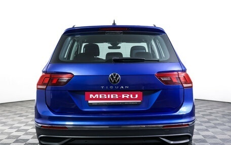 Volkswagen Tiguan II, 2021 год, 2 700 000 рублей, 6 фотография