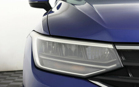 Volkswagen Tiguan II, 2021 год, 2 700 000 рублей, 22 фотография