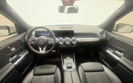 Mercedes-Benz GLB, 2022 год, 2 000 000 рублей, 8 фотография