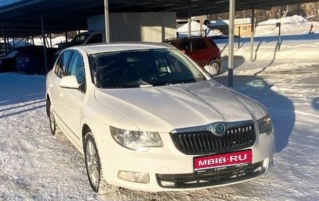 Skoda Superb III рестайлинг, 2013 год, 970 000 рублей, 1 фотография
