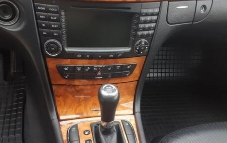 Mercedes-Benz E-Класс, 2008 год, 10 фотография