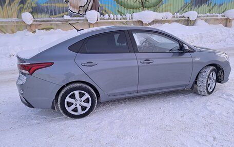 Hyundai Solaris II рестайлинг, 2018 год, 1 350 000 рублей, 9 фотография