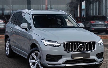 Volvo XC90 II рестайлинг, 2023 год, 5 750 000 рублей, 3 фотография