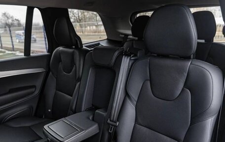 Volvo XC90 II рестайлинг, 2023 год, 5 750 000 рублей, 32 фотография