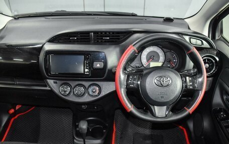 Toyota Vitz, 2019 год, 999 000 рублей, 12 фотография