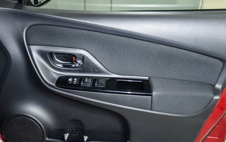 Toyota Vitz, 2019 год, 999 000 рублей, 23 фотография