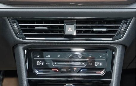 Volkswagen Tharu, 2022 год, 1 800 000 рублей, 14 фотография