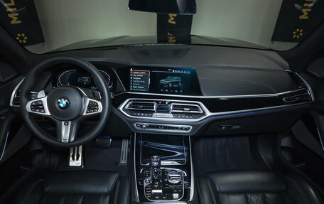 BMW X7, 2021 год, 7 990 000 рублей, 19 фотография