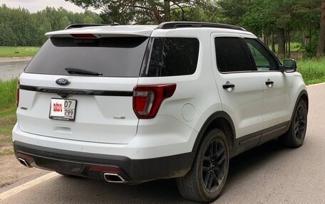 Ford Explorer VI, 2015 год, 2 100 000 рублей, 4 фотография