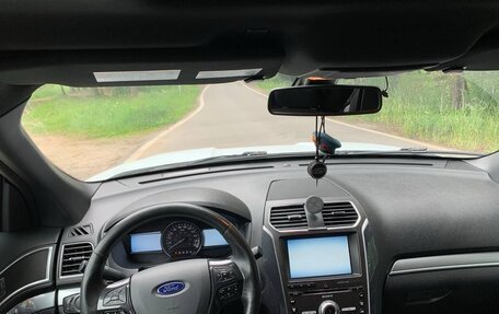 Ford Explorer VI, 2015 год, 2 100 000 рублей, 8 фотография