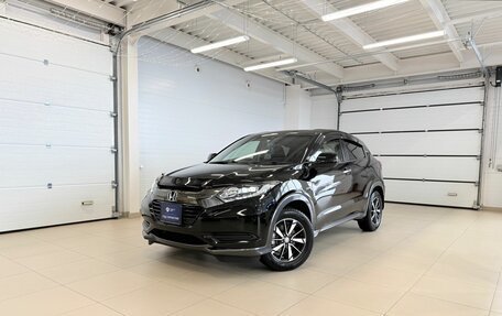 Honda Vezel, 2017 год, 1 749 999 рублей, 1 фотография