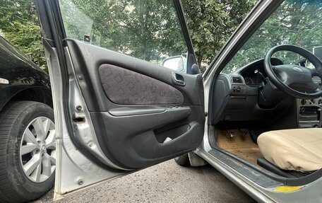 Toyota Corolla, 2001 год, 380 000 рублей, 11 фотография