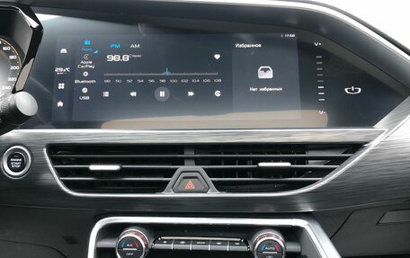 Geely Tugella FY11, 2024 год, 3 270 000 рублей, 15 фотография