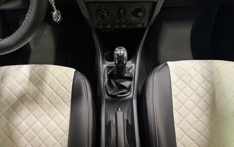 Skoda Rapid I, 2015 год, 850 000 рублей, 13 фотография