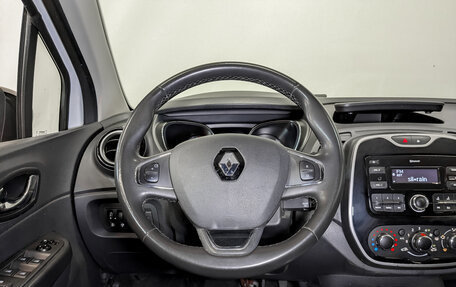 Renault Kaptur I рестайлинг, 2019 год, 960 000 рублей, 21 фотография