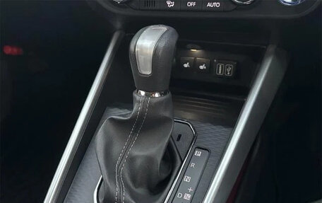 Toyota Raize I, 2021 год, 1 315 000 рублей, 7 фотография