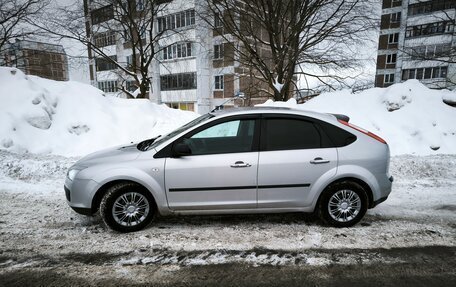 Ford Focus II рестайлинг, 2006 год, 245 000 рублей, 2 фотография