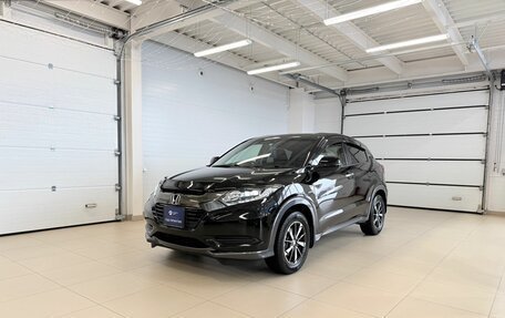 Honda Vezel, 2017 год, 1 749 999 рублей, 2 фотография