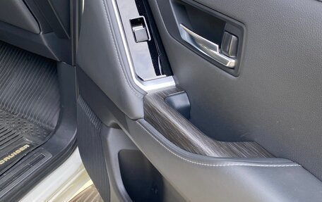 Toyota Land Cruiser, 2021 год, 10 800 000 рублей, 4 фотография