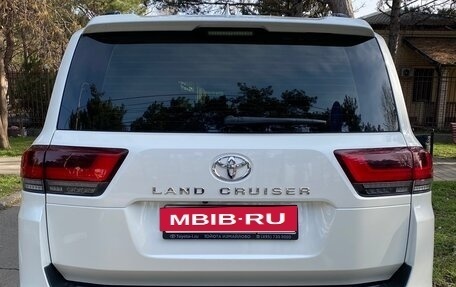 Toyota Land Cruiser, 2021 год, 10 800 000 рублей, 2 фотография