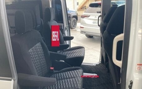 Mitsubishi Delica D:5 I, 2023 год, 2 910 000 рублей, 6 фотография