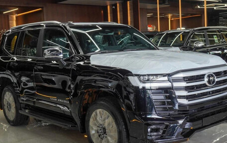Toyota Land Cruiser, 2026 год, 13 700 000 рублей, 1 фотография