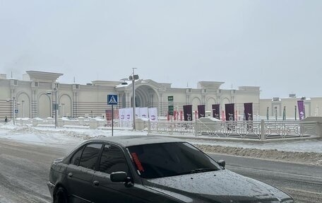 BMW 5 серия, 1998 год, 500 000 рублей, 1 фотография