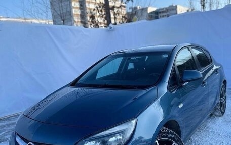 Opel Astra J, 2013 год, 675 000 рублей, 2 фотография