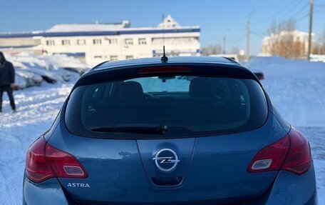 Opel Astra J, 2013 год, 675 000 рублей, 10 фотография