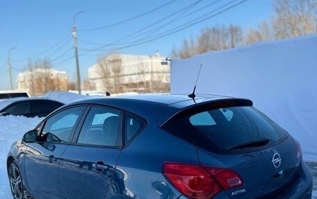 Opel Astra J, 2013 год, 675 000 рублей, 4 фотография