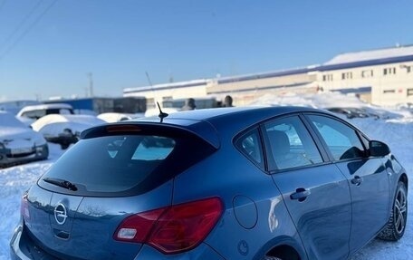 Opel Astra J, 2013 год, 675 000 рублей, 9 фотография