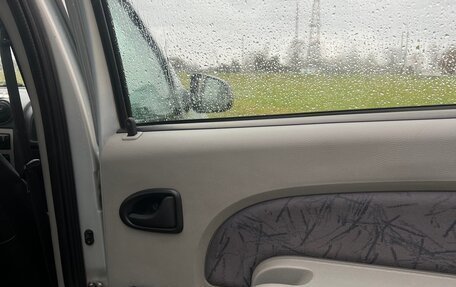 Renault Logan I, 2006 год, 265 000 рублей, 23 фотография