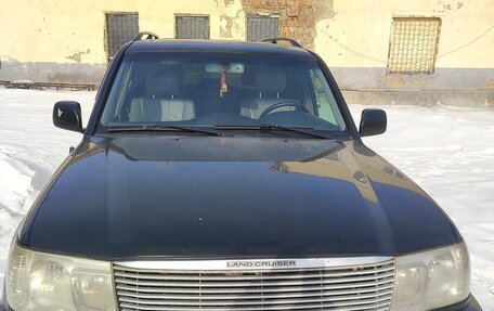 Toyota Land Cruiser 100 рестайлинг 2, 2006 год, 1 300 000 рублей, 4 фотография