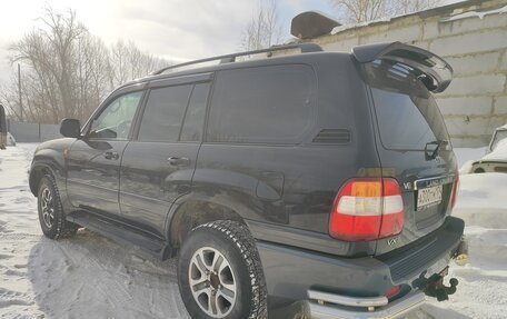 Toyota Land Cruiser 100 рестайлинг 2, 2006 год, 1 300 000 рублей, 5 фотография