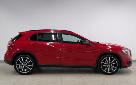 Mercedes-Benz GLA, 2019 год, 2 700 000 рублей, 4 фотография