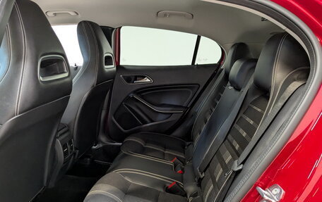 Mercedes-Benz GLA, 2019 год, 2 700 000 рублей, 12 фотография