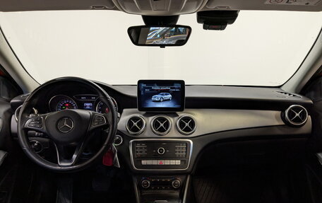 Mercedes-Benz GLA, 2019 год, 2 700 000 рублей, 14 фотография