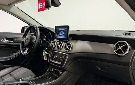 Mercedes-Benz GLA, 2019 год, 2 700 000 рублей, 11 фотография