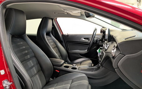 Mercedes-Benz GLA, 2019 год, 2 700 000 рублей, 23 фотография