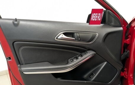 Mercedes-Benz GLA, 2019 год, 2 700 000 рублей, 19 фотография