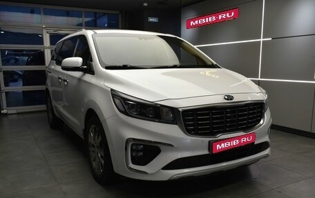 KIA Carnival III, 2019 год, 3 230 000 рублей, 4 фотография