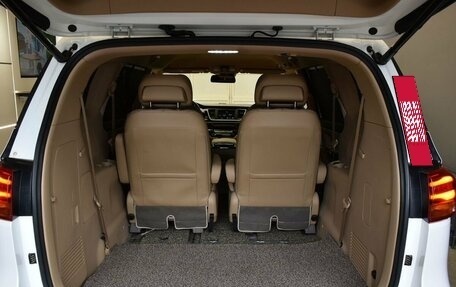 KIA Carnival III, 2019 год, 3 230 000 рублей, 13 фотография