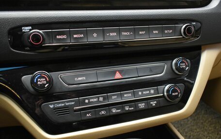 KIA Carnival III, 2019 год, 3 230 000 рублей, 25 фотография