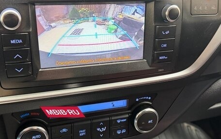 Toyota Auris II, 2013 год, 1 398 000 рублей, 14 фотография