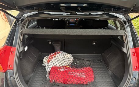 Toyota Auris II, 2013 год, 1 398 000 рублей, 24 фотография