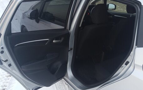 Honda Fit III, 2014 год, 870 000 рублей, 12 фотография